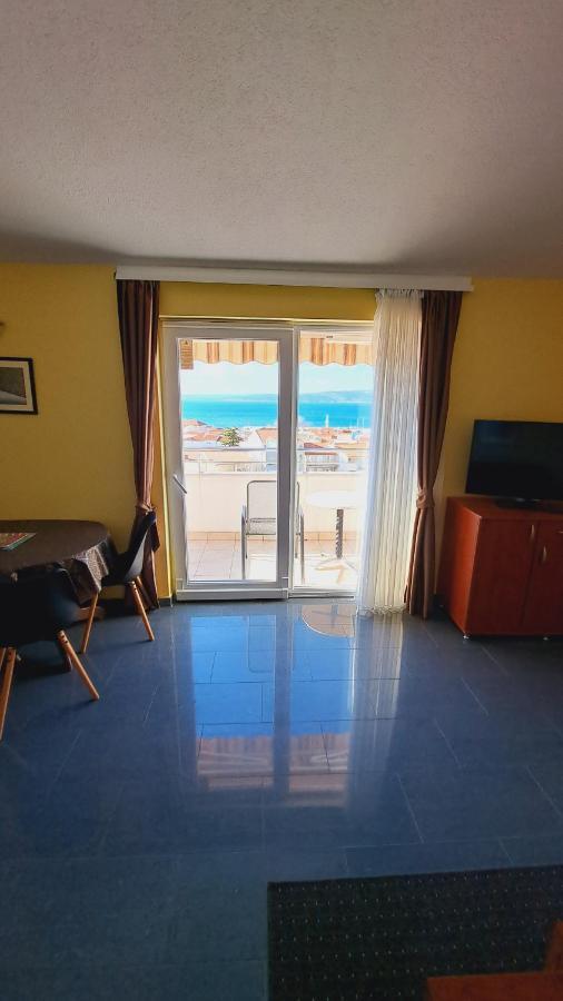 Apartments Vila Adrijana & Fitness Studio Wolf Baška Voda Eksteriør bilde