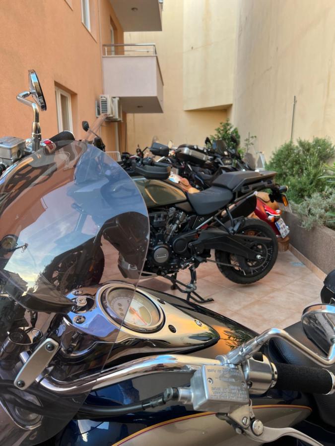 Apartments Vila Adrijana & Fitness Studio Wolf Baška Voda Eksteriør bilde
