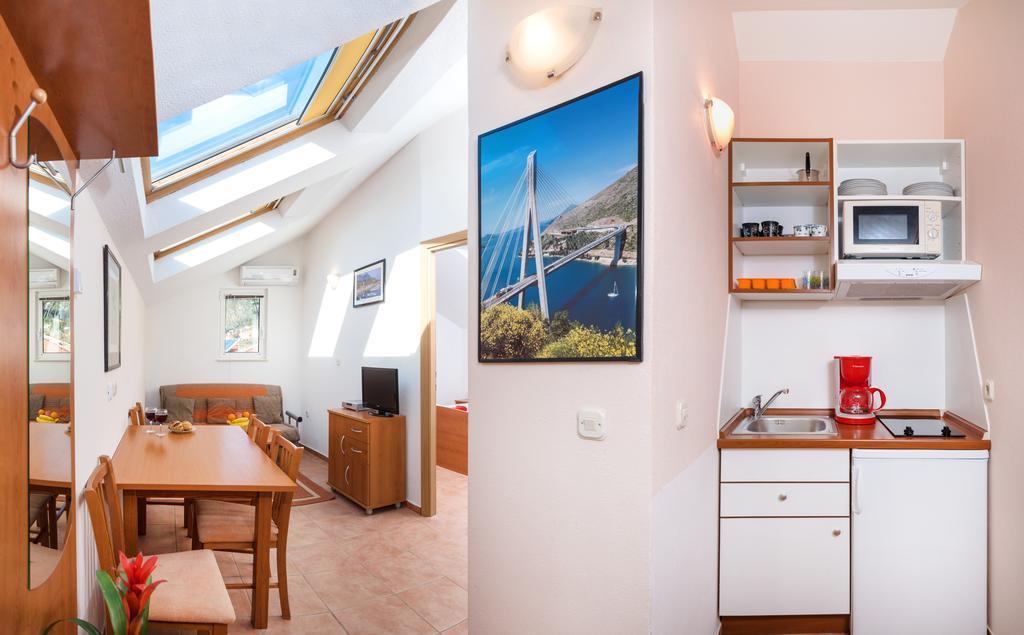 Apartments Vila Adrijana & Fitness Studio Wolf Baška Voda Eksteriør bilde