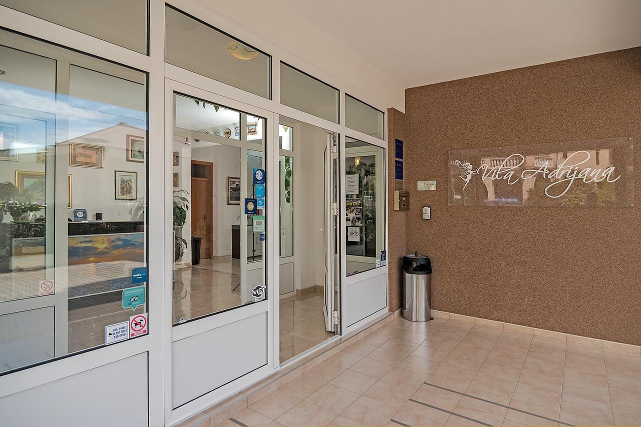 Apartments Vila Adrijana & Fitness Studio Wolf Baška Voda Eksteriør bilde
